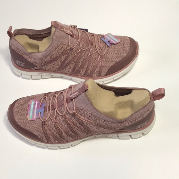 glider tuneful skechers